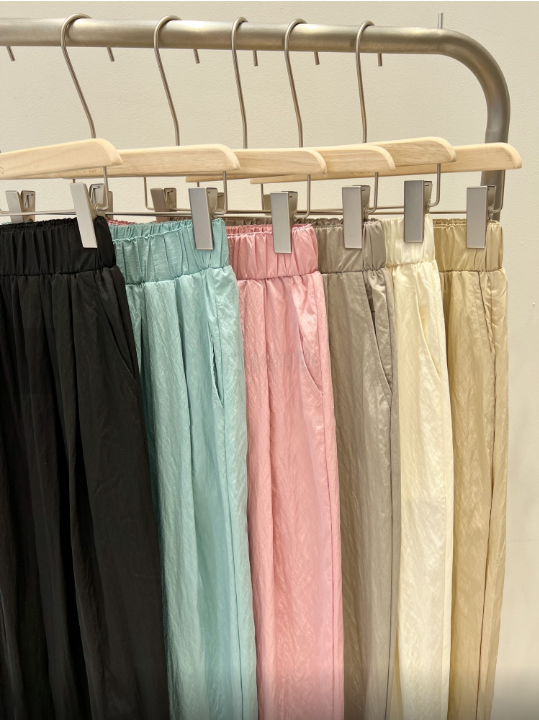 Elastic Waist Banded Rustled Wide Pants
