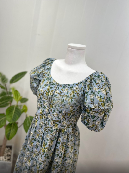 Button Down Flower Puff Sleeve Dress (Back Smocking)