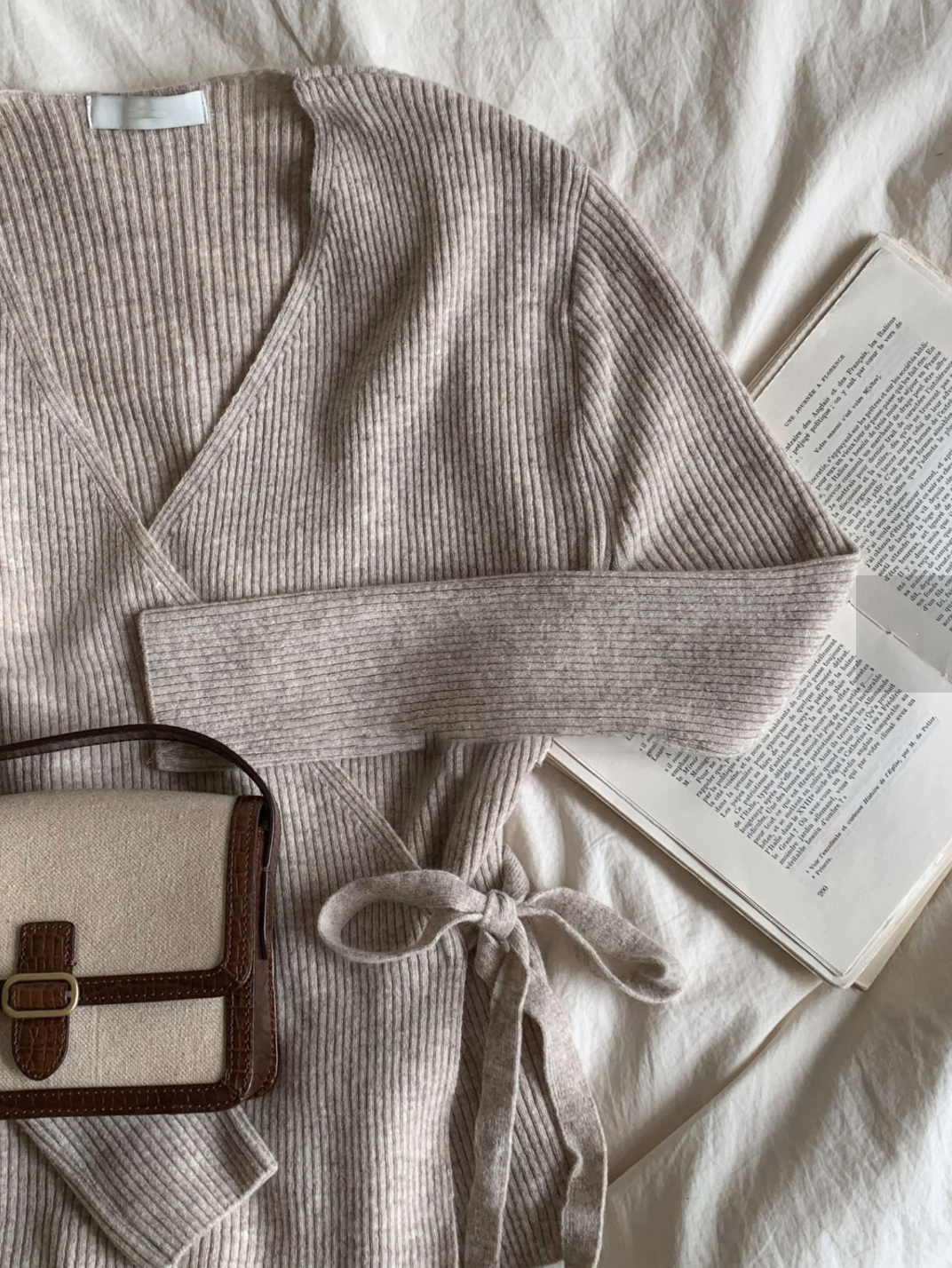 Wool Blend Wrapped V-neck Rib Knit (여리여리핏)