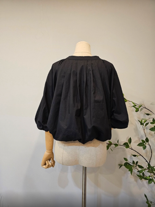 벌룬 슬리브 플리츠 블라우스