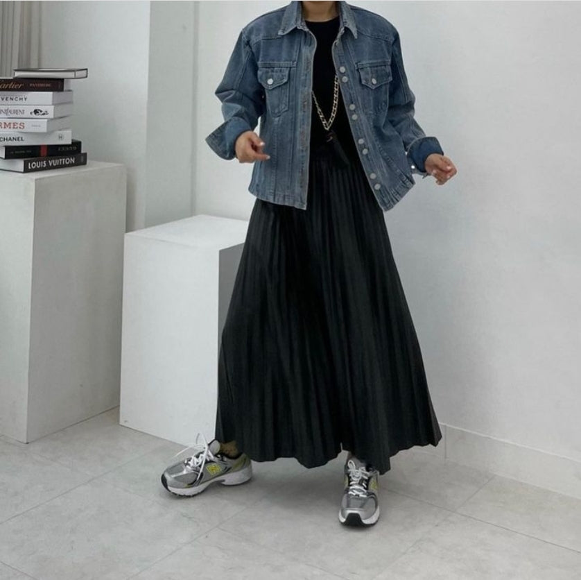 Vegan Leather Pleats Skirt