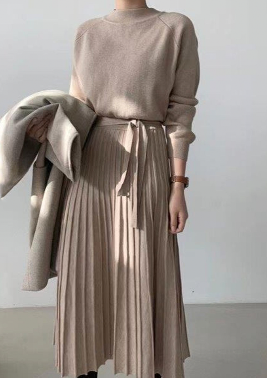 Mock Neck Knit Pleated Dress( With Belt)